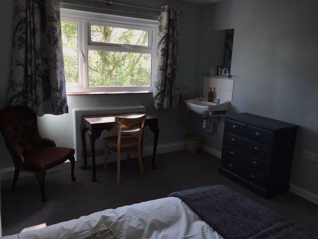 All Hallows Guesthouse bedroom 